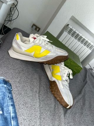 New Balance 327 - Blancas/Amarillas