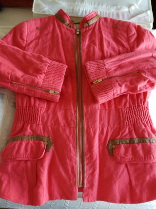 Cazadora roja mujer