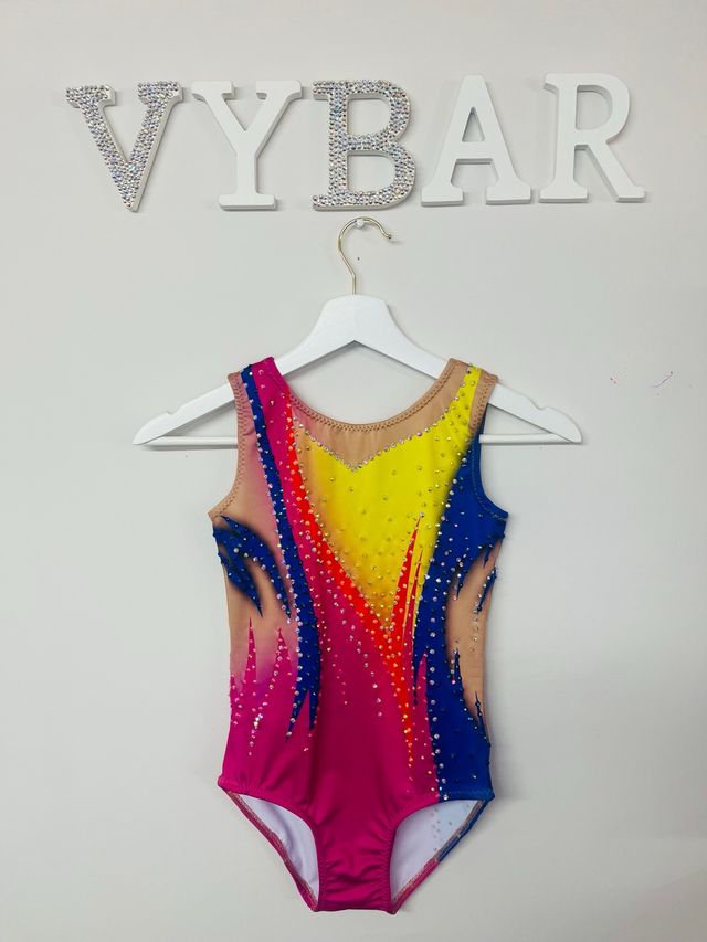 Maillot nuevo de gimnasia rítmica talla 10