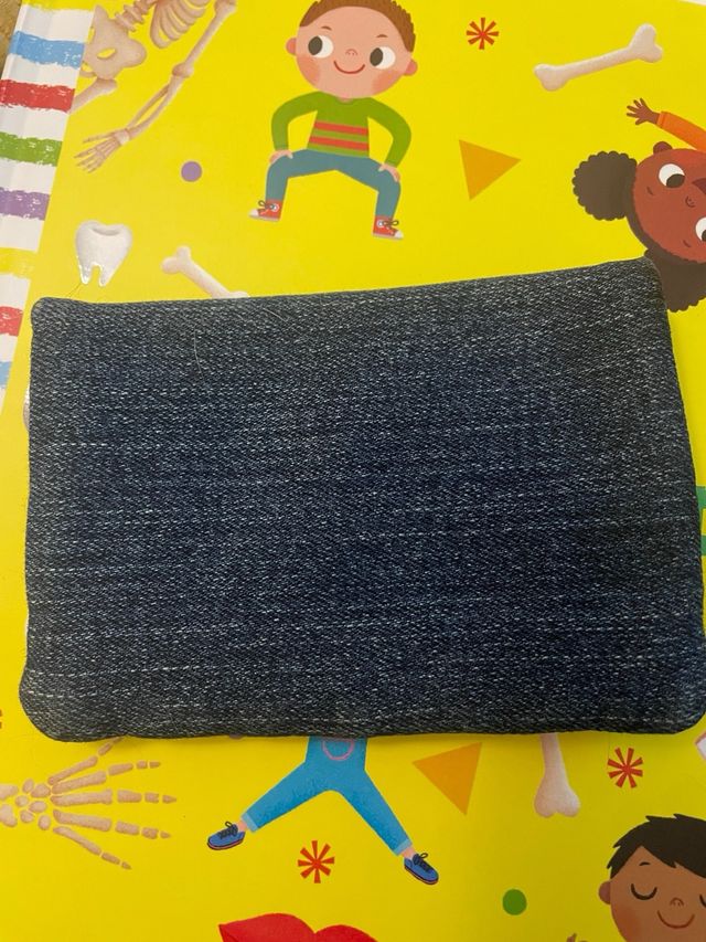 Carteira artesanal azul