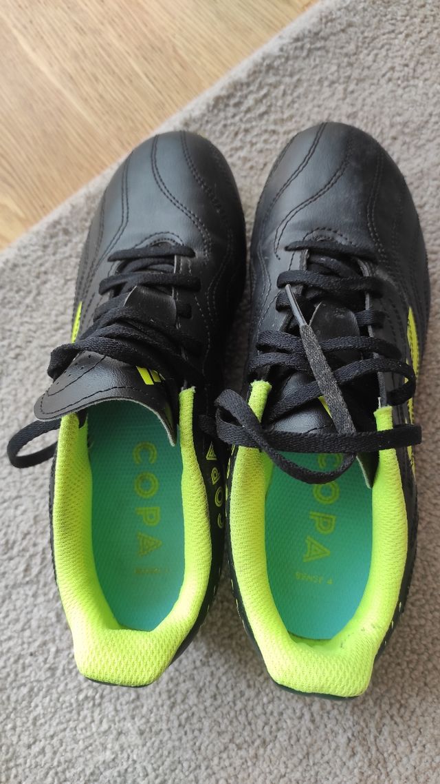 Botas tacos fútbol niño Adidas Copa talla 38 2/3.