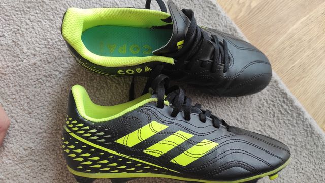 Botas tacos fútbol niño Adidas Copa talla 38 2/3.
