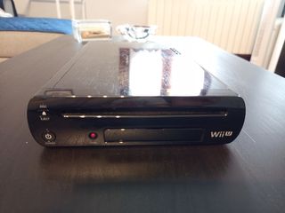 Wii U negra - consola y Game pad 