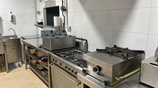 Traspaso rostisseria en pleno funcionamiento