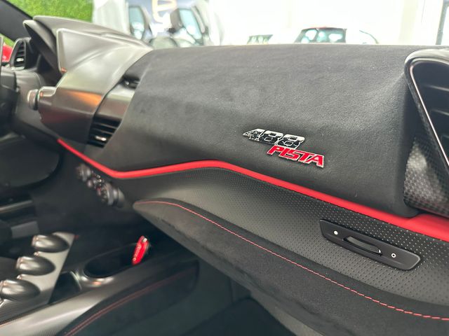 FERRARI 488 PISTA 720CV