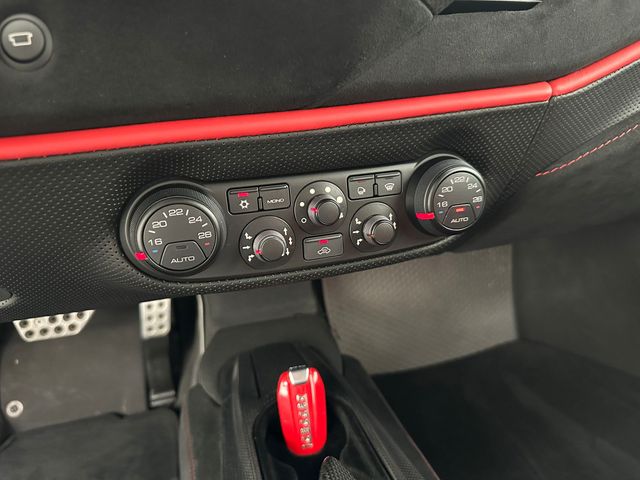FERRARI 488 PISTA 720CV