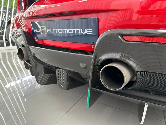 FERRARI 488 PISTA 720CV