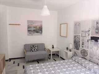 Muebles habitación:armario, cama, sofá....
