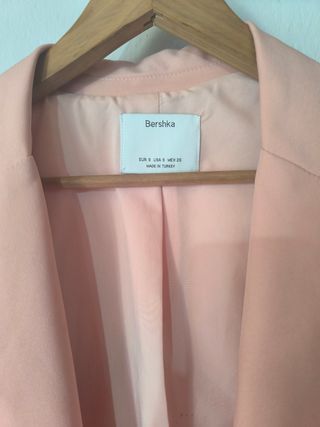 Blazer rosa Bershka