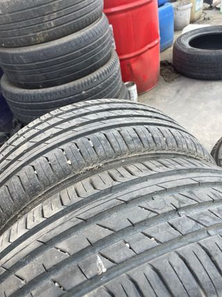 Neumáticos 215/50 R17 usados