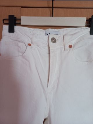Pantalón Zara nuevo