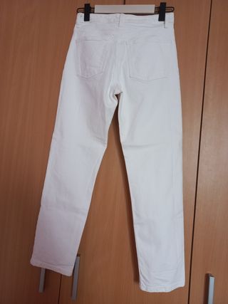 Pantalón Zara nuevo
