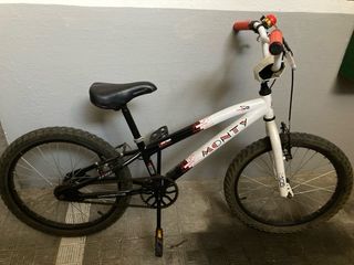 Bicicleta Monty BMX 20” Niño