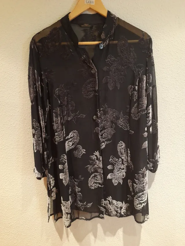 Camisa negra y gris. Preciosa camisa. Manga larga.