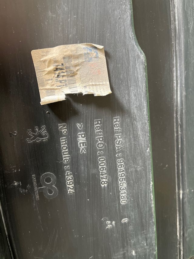 Refuerzo paragolpes Peugeot 207