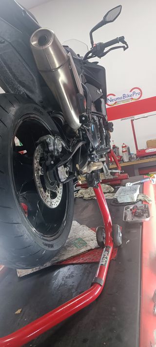 Neumático Pirelli Scorpion Rally STR 90/90-21