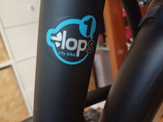 Dos Bicicletas paseo Decathlon negras