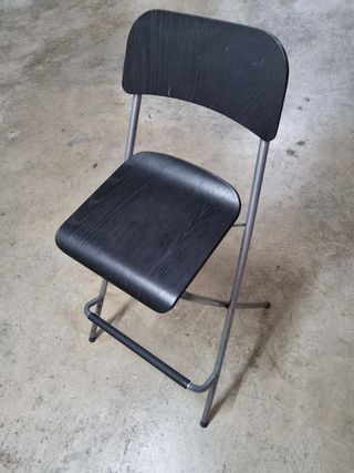 2 Banquetas plegables - metal y madera