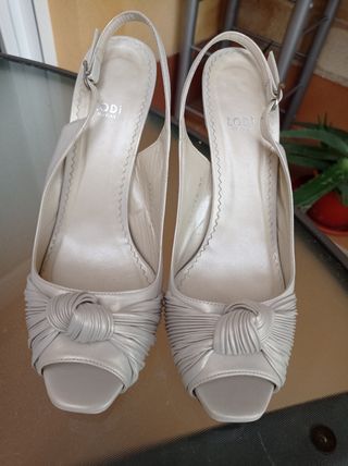Zapatos Lodi novia color perla (beige), talla 40