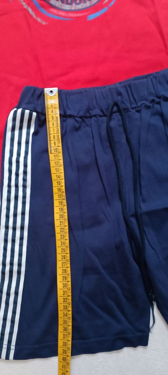 Completo estivo nuovo bimbo 8 anni