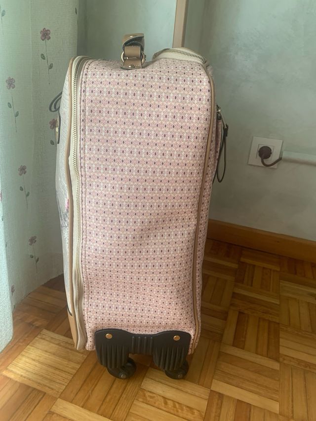 Maleta cabina beige con estampado floral