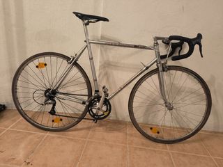 Bicicleta carretera BH (1985)