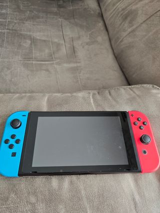 Nintendo Switch - Azul y Rojo