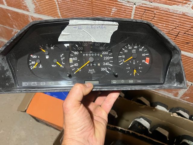 Cuadro instrumentos Mercedes W124