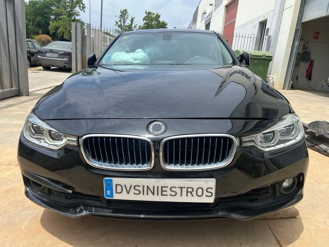 BMW Serie 3 2017 ACCIDENTADO!