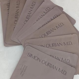 Productos skincare yNutricosmética Simon Ourian MD