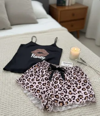 Pijama Satinado Leopard "Honey" - Talla M - ¡NUEVO