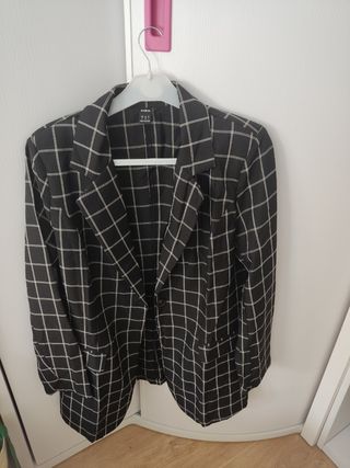 Americana cuadros blanco-negro talla S
