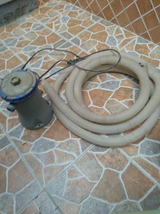 Depuradora de agua de piscina
