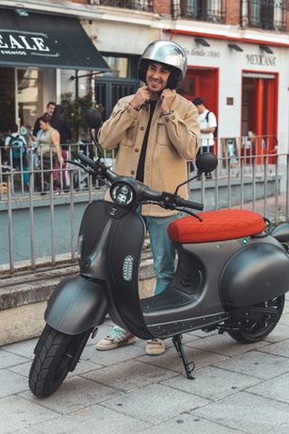 SCOOTER ELECTRICA QUAZZAR E-DIVINE+ 125cc