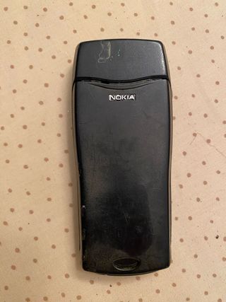 Nokia 8210 - Telefono cellulare nero