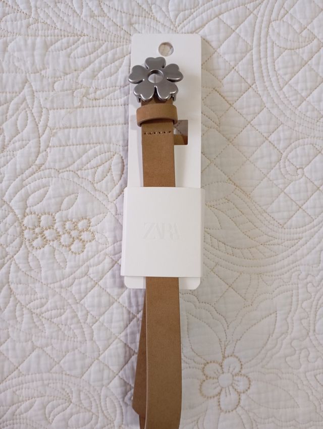 Cinturón Zara niña talla S marrón