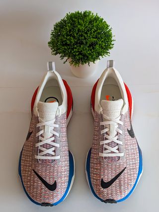 T42 - Nike Zoomx Invincible Run FK 3 - Superman