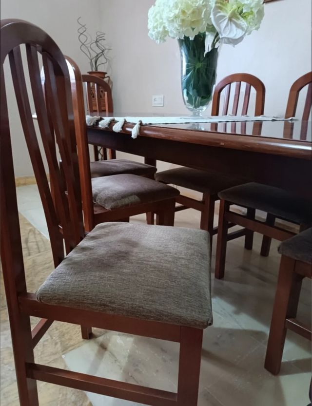 6 Sillas Madera - Tela Beige 
Claro