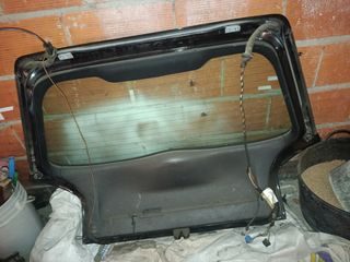 Portón trasero Audi A3 8L negro
