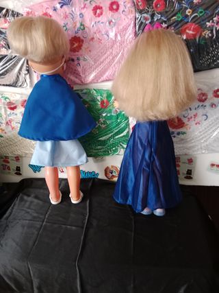 2 conjuntos de vestir,enfermera y Blancanieves 