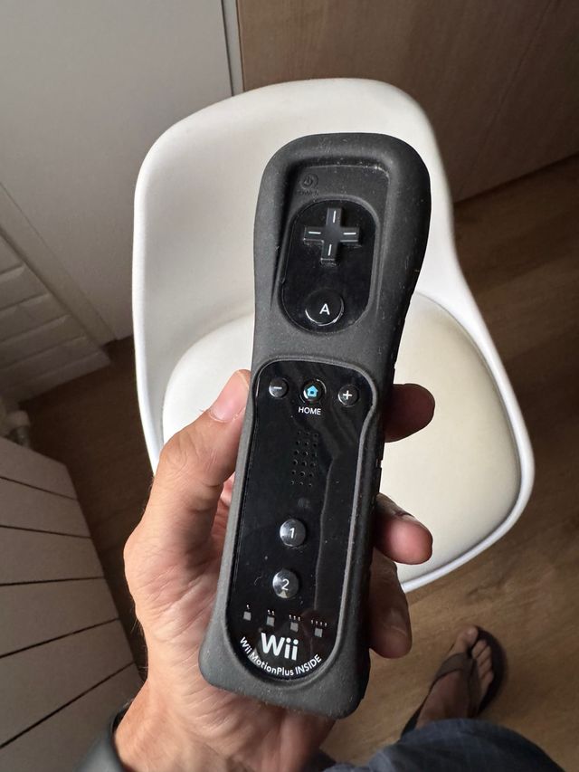 Wii Remote + MotionPlus Negro - Nintendo