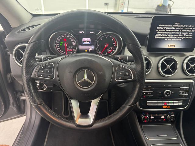 Mercedes-Benz Clase CLA 200d Shooting Brake