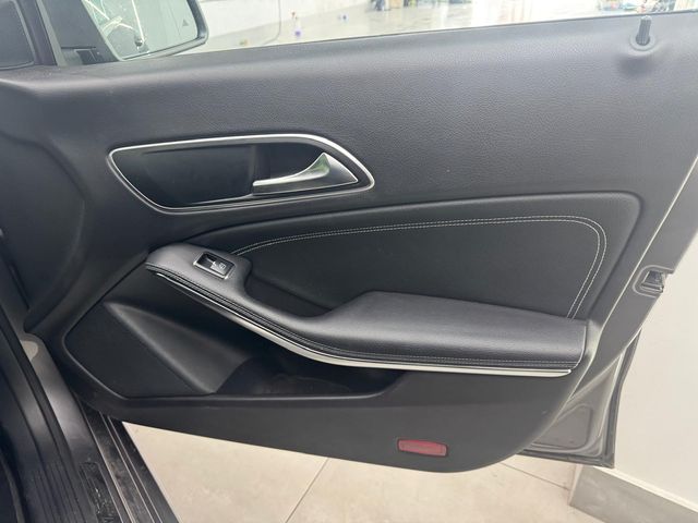 Mercedes-Benz Clase CLA 200d Shooting Brake
