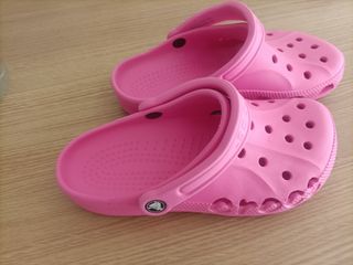 Zuecos crocs + REGALO 