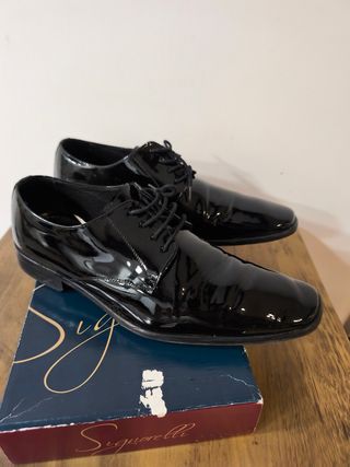 Zapatos charol Sigarelli 44 - ceremonia