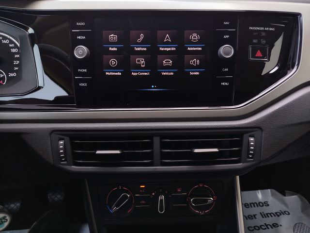 Volkswagen Polo 2021 solo 21.000 km