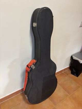 Guitarra Yamaha APX6LA electroacústica para zurdos
