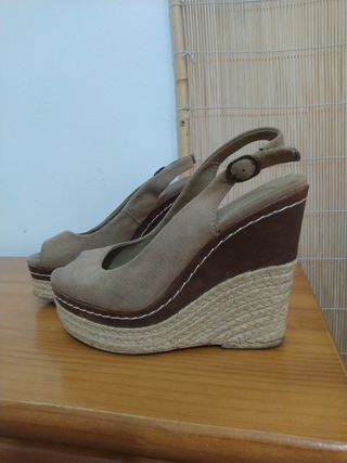 Zapatos de cuña 