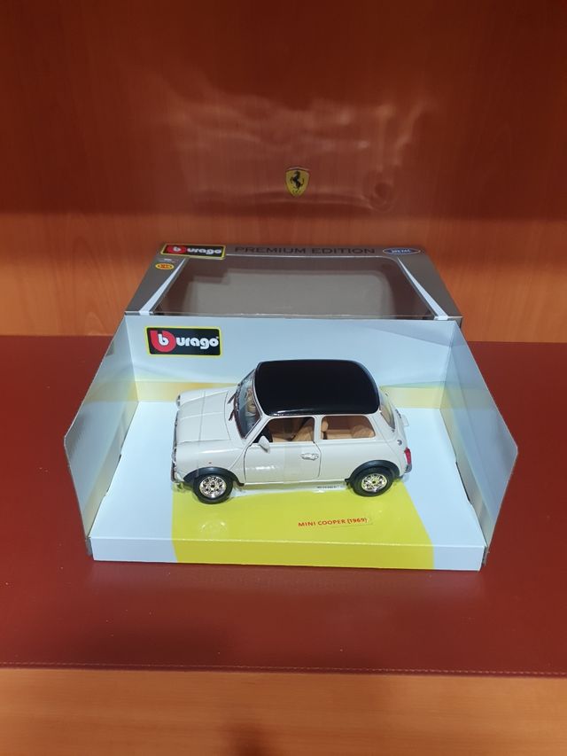 Mini Cooper Bburagoscala da  1/18