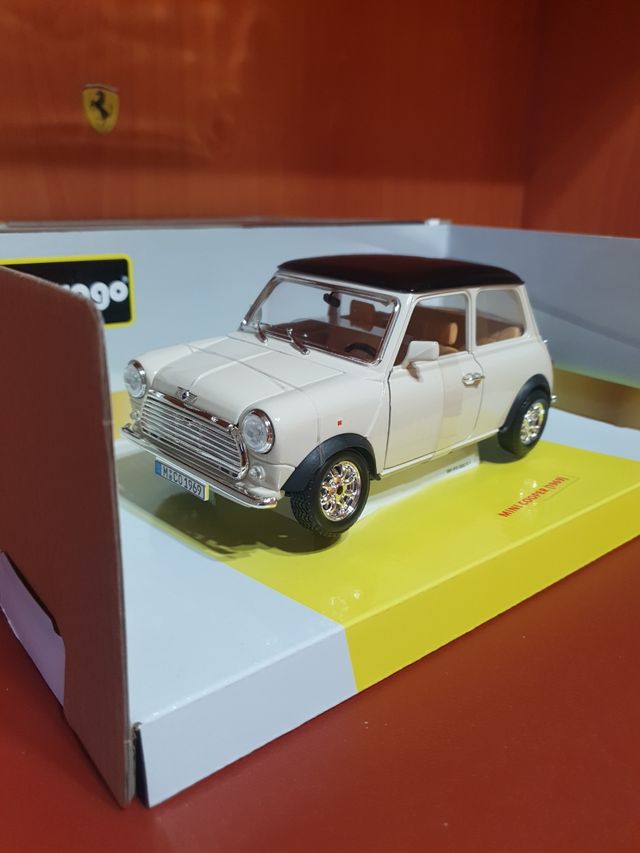 Mini Cooper Bburagoscala da  1/18